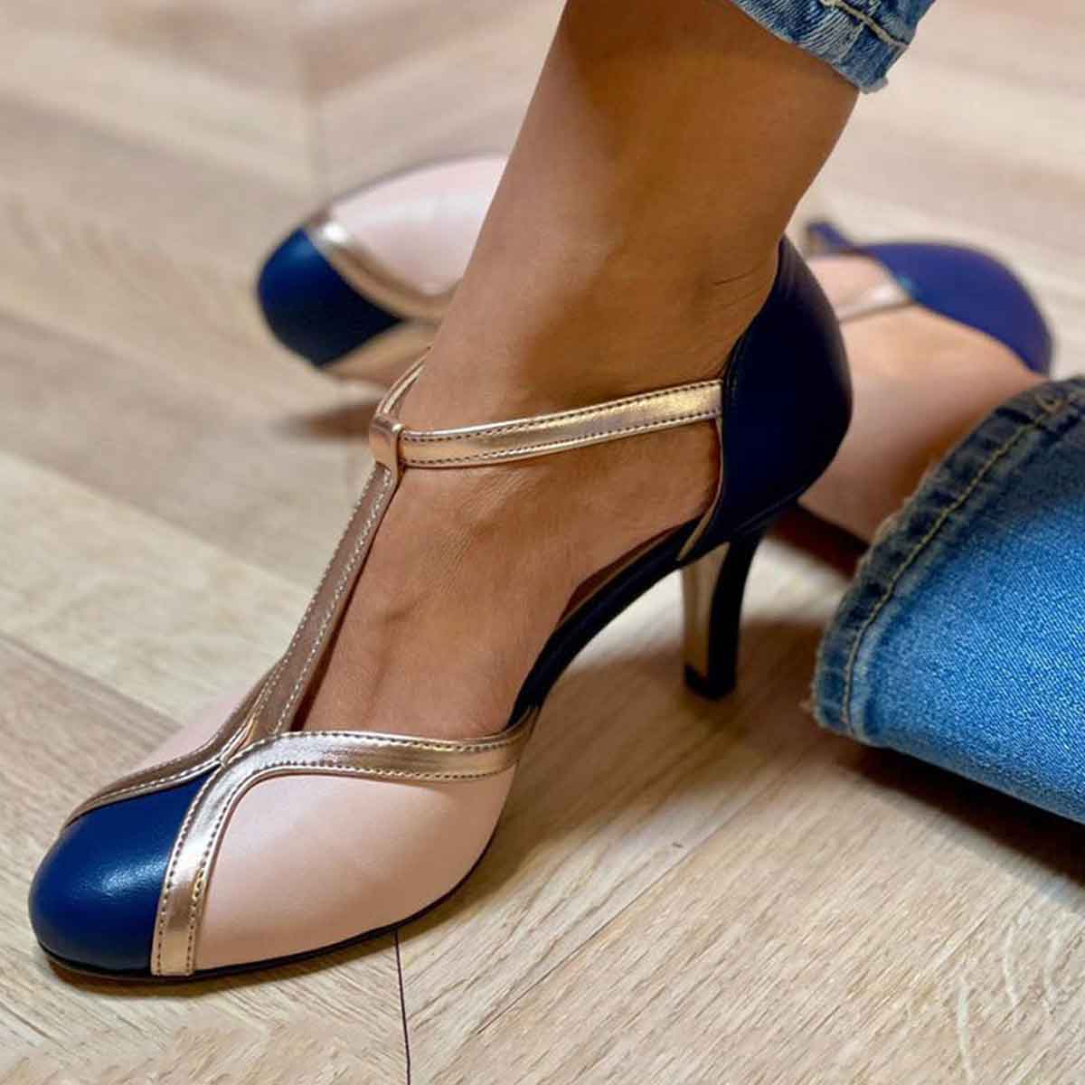 Alessia™ | Krāsainas un ērtas T-strap kurpes