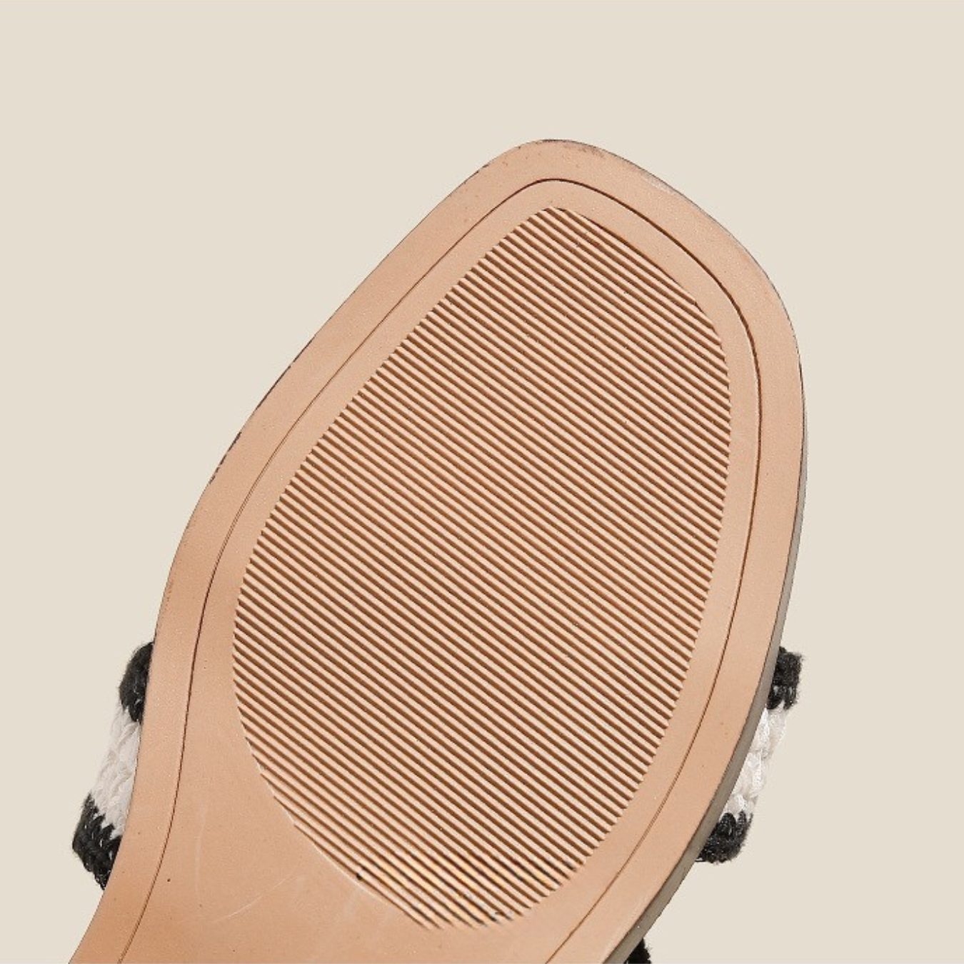 Savrani™ | ELEGANT CHARM
