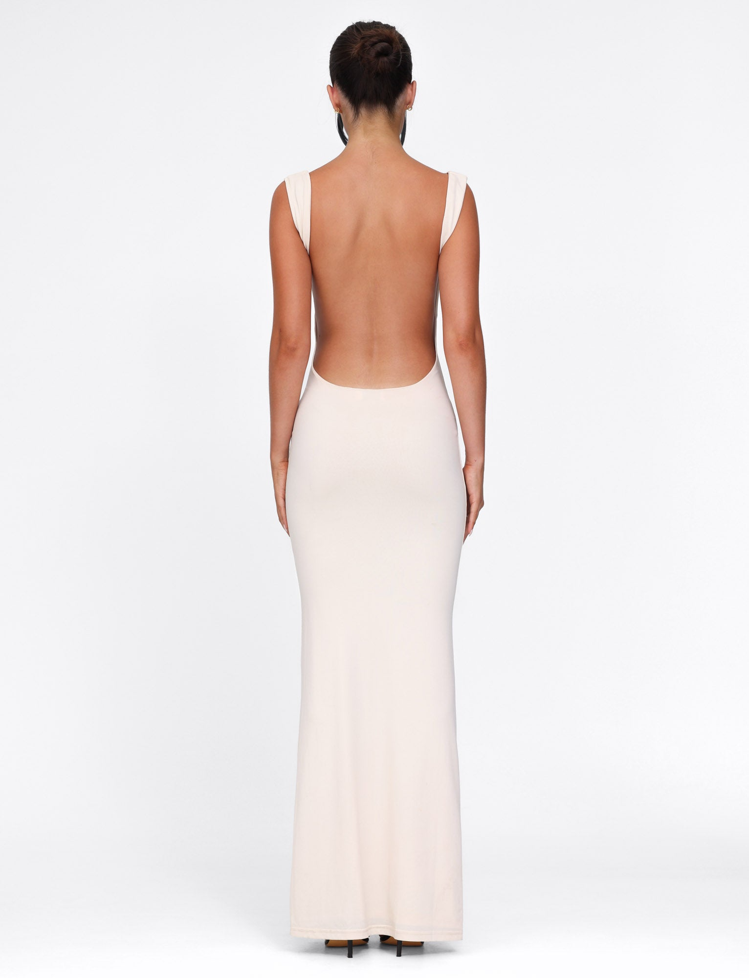 Kynara™ | Eleganta Maxi Kleita