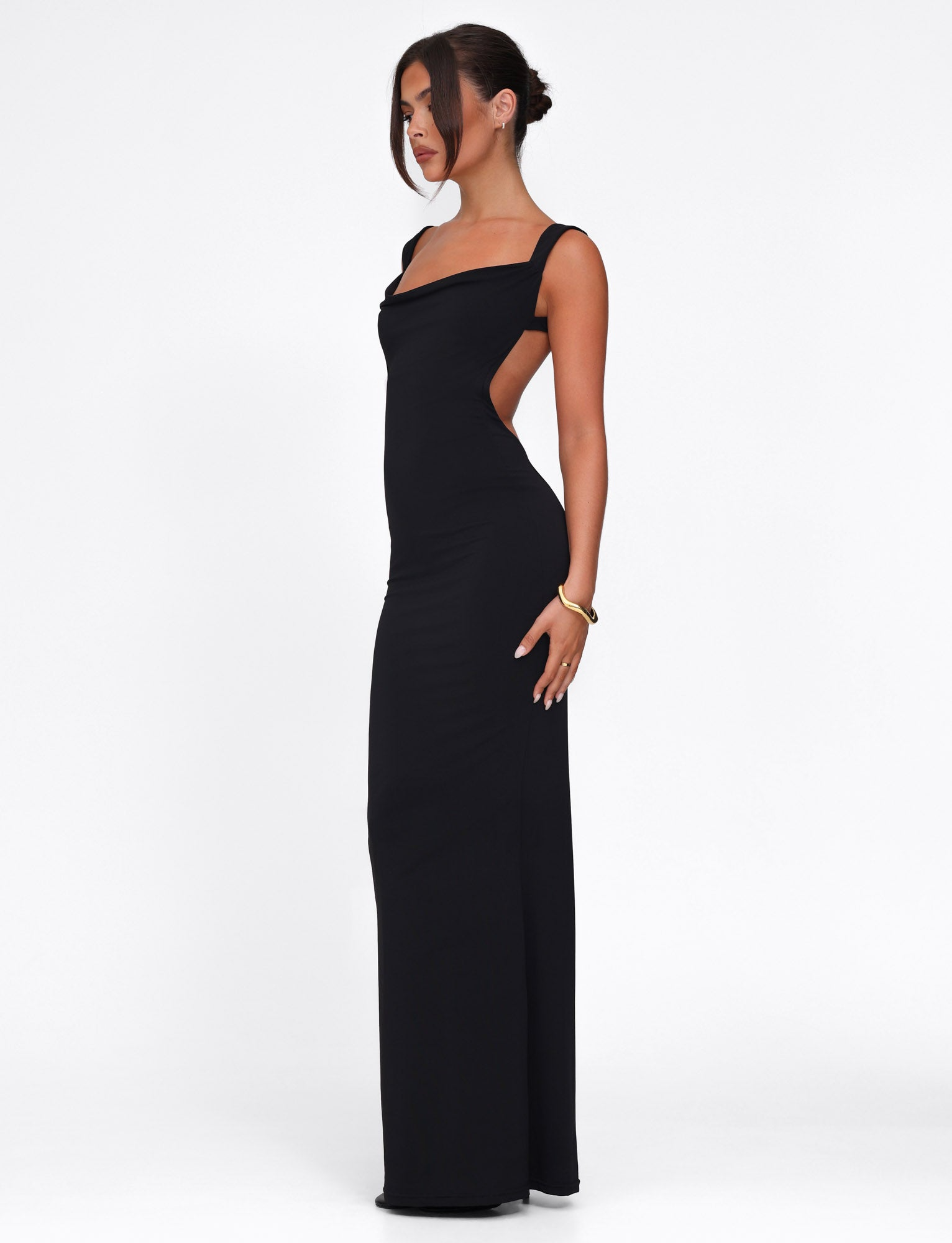 Kynara™ | Eleganta Maxi Kleita