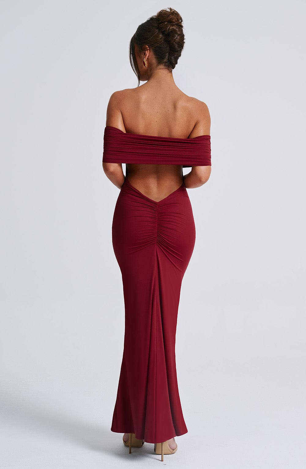 Isadora™ | Maxi kleita ar atklātām plecu daļām