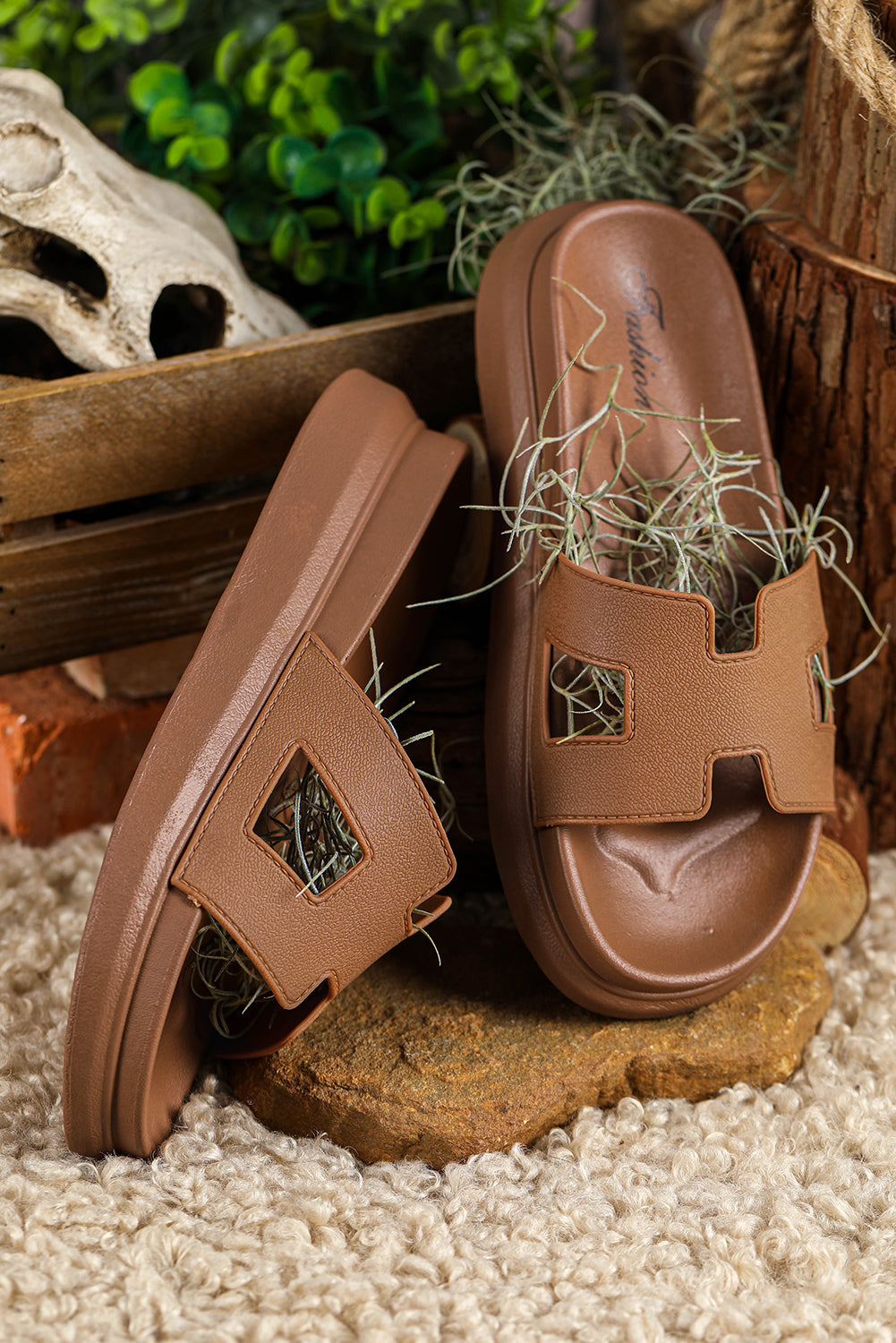 Savrani™ | ELEGANT CHARM