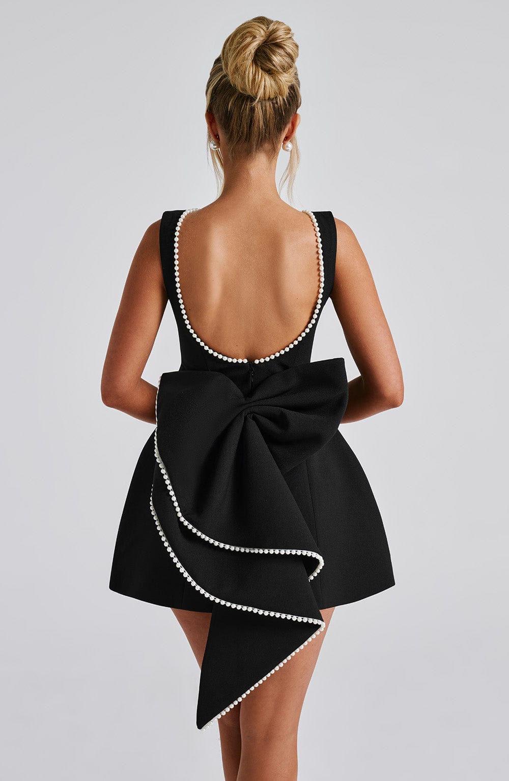 Elle™ | Pērļu Mini Kleita ar Lenti