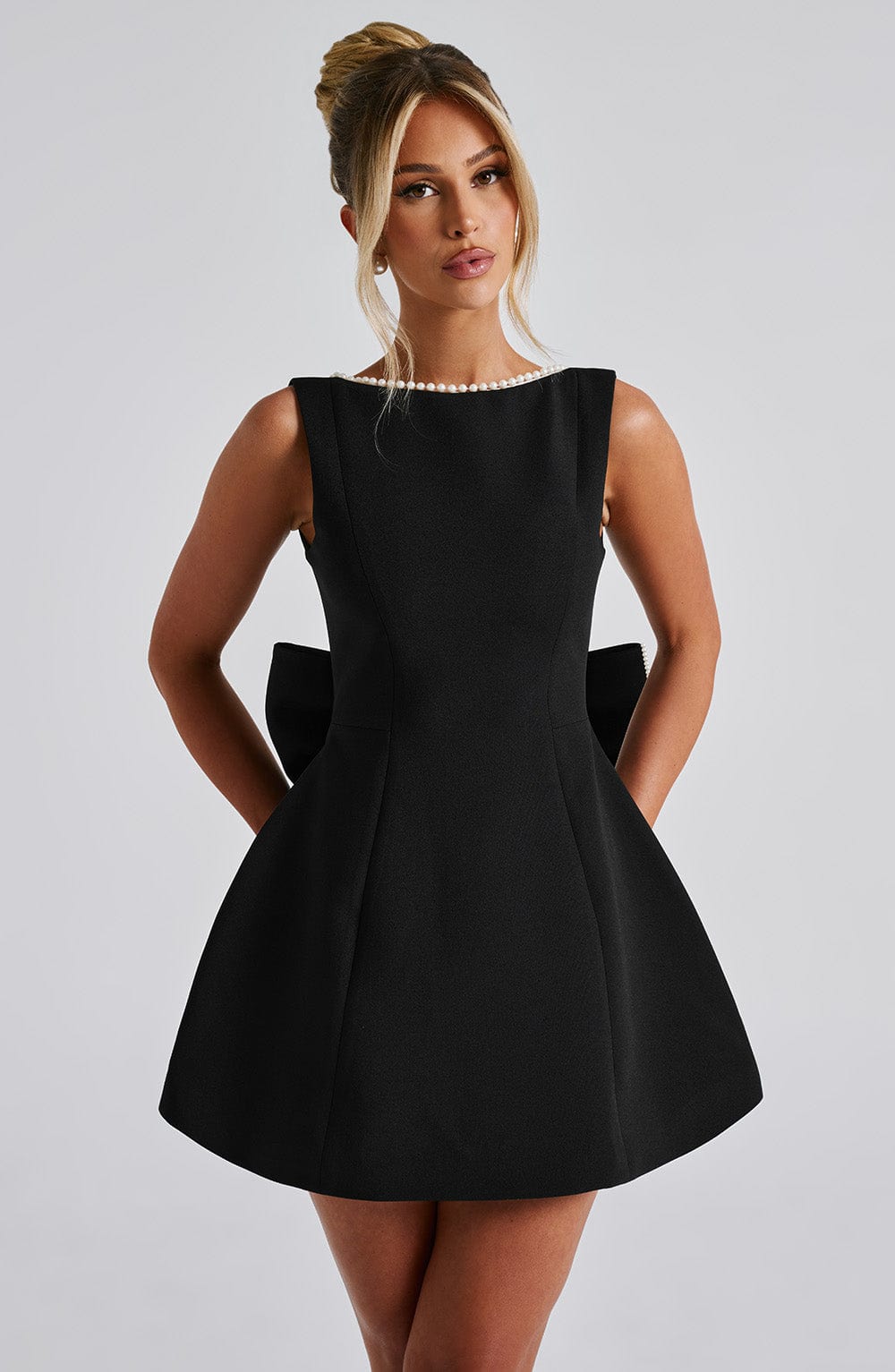 Elle™ | Pērļu Mini Kleita ar Lenti