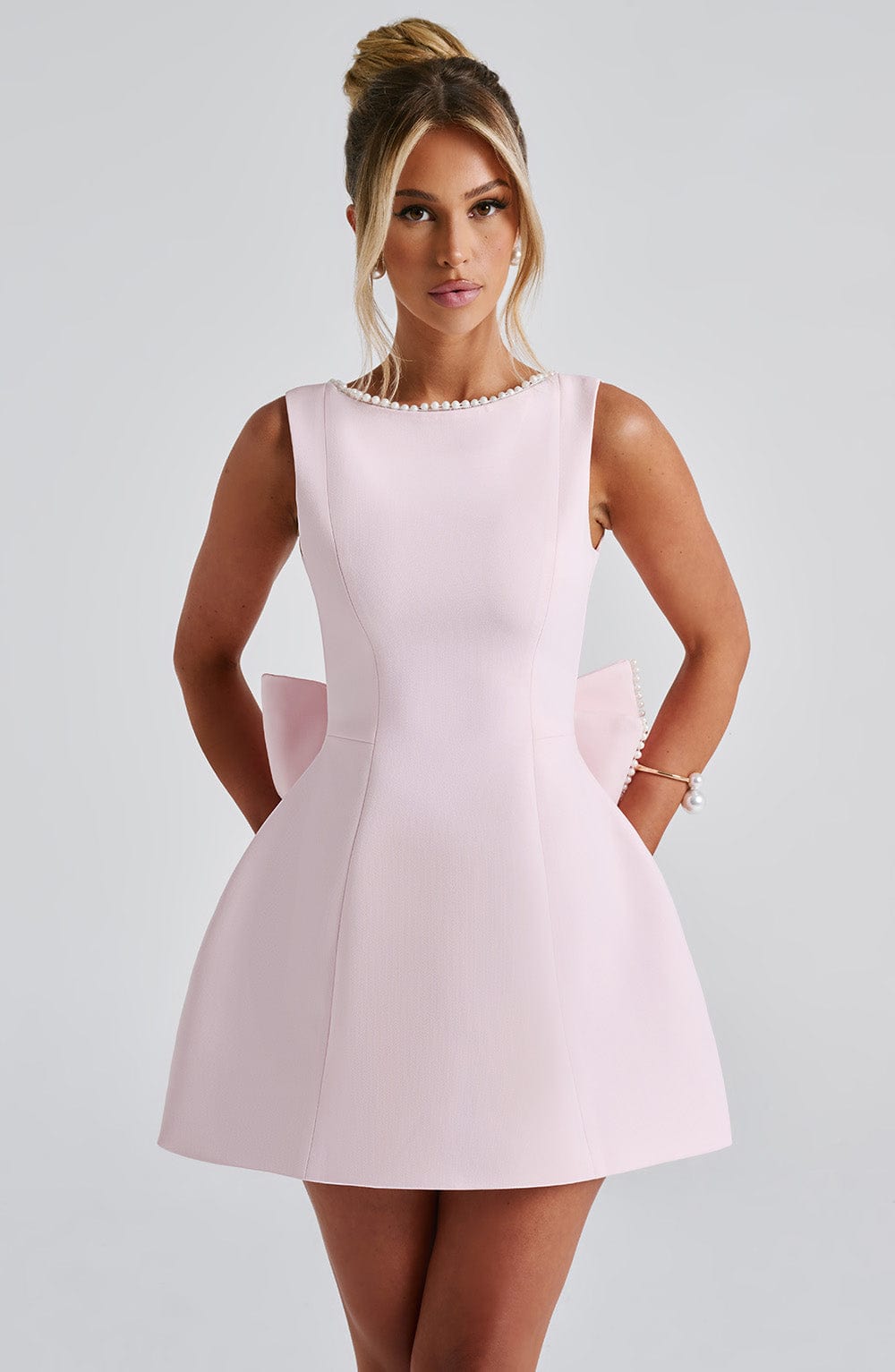 Elle™ | Pērļu Mini Kleita ar Lenti